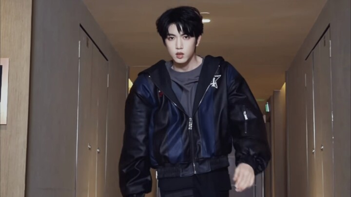 ทุกสิ่งที่ฉันรอเธอ รอเธอ รอเธอ – วิดีโอชาเลนจ์เต้นเพลงมาร์ชของจางกุ้ยหยวน