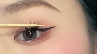 Beberapa teknik makeup yang saya pelajari dari penata rias idola Korea