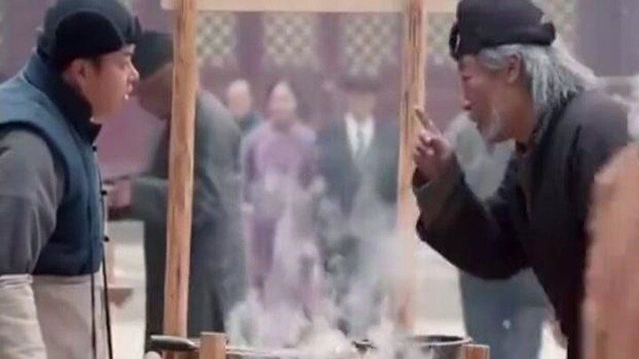 The Qing Dynasty fell, but the impoverished Bannermen were left with nothing but a living, begging f