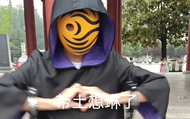 أي التربة الحية ليست حية