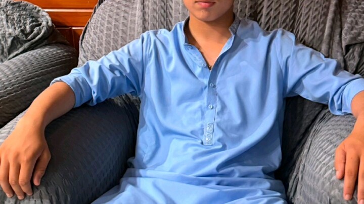 Follow must and likeIn pakistan 💕🌹 china