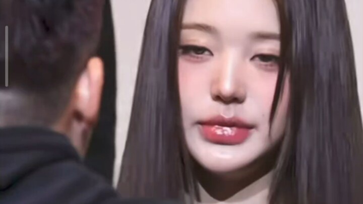 Ratu Jang Won-young pamer sikap misoginis… penggemar laki-laki diabaikan begitu saja sepanjang acara