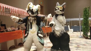 以防你没见过牵比现场热舞