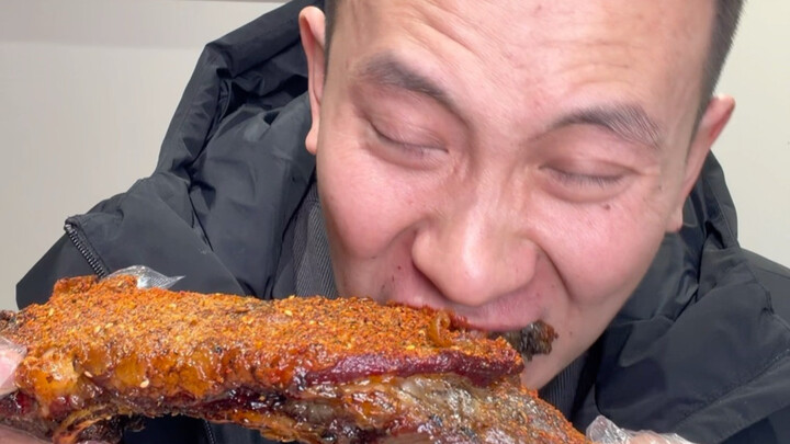 It’s been ages since I had lamb chops—one bite and it’s pure bliss. With Bomb Pot, every mouthful of