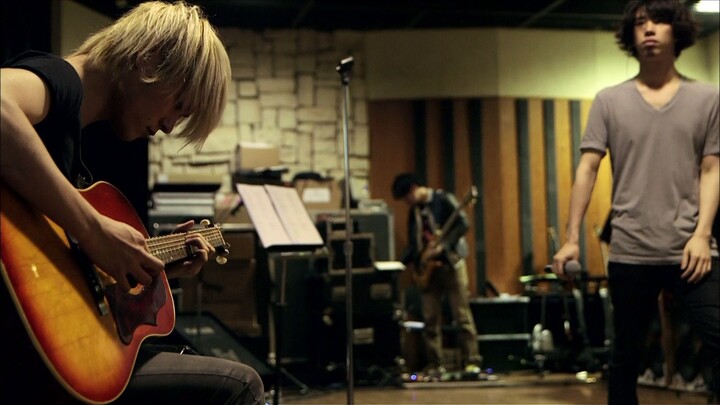 ONE OK ROCK 2013 Jinsei × Kimi ＝ DOCUMENTARY FILM