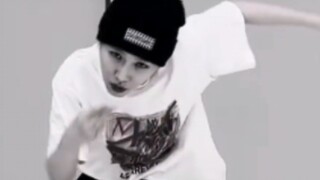 ไอดอลหญิงยอดเยี่ยม! 【Everglow Mia】ท้าดวลเต้น Smoke Dance!