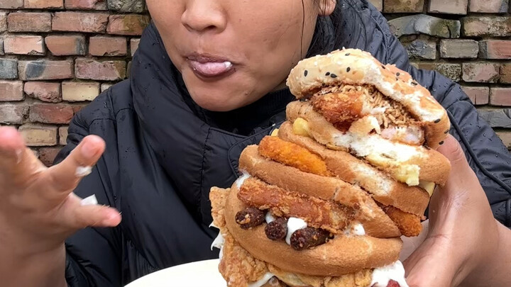 【Nữ hoàng Dandan Ganba】Tác phẩm mới đã lên sóng, nhanh tay xem ngay!