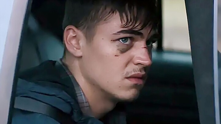 [Director Ying] A series of disappearances rocks a small town; to let the killer go, a female detect