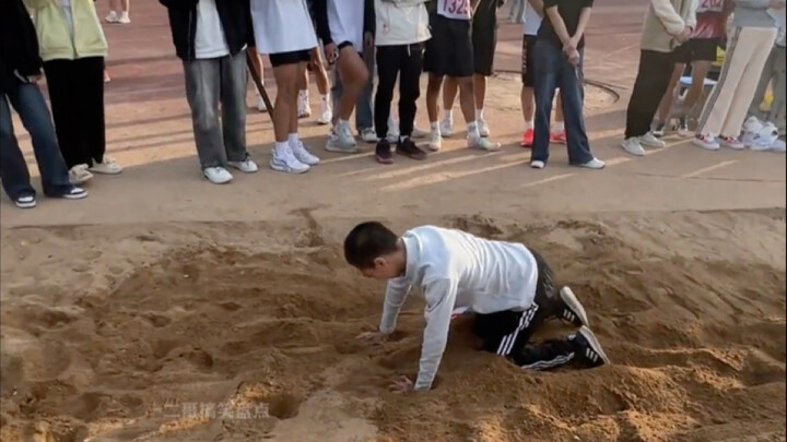 校运会的社死瞬间，换一个星球生活吧！#校运会#社死现场