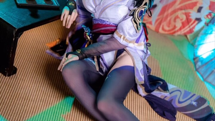 غريب جدًا، يا إخوتي! ساعدوني أشوف شو هذا؟