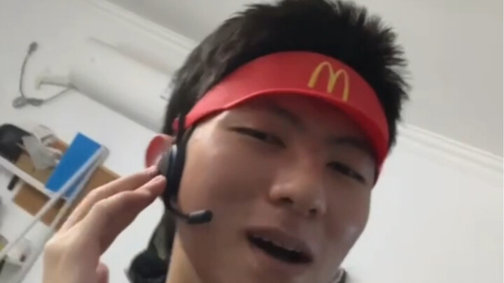 25 tuổi, mê mẩn đồ chơi Maikou, mua liền ba bộ, tương lai đầy hứa hẹn!