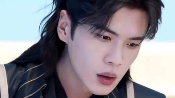 "How about we buy insurance for our hands together?" [Zhang Ruoyun]