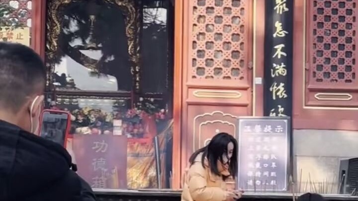 Dữ liệu lớn không tự nhiên mà đề xuất; việc bạn lướt đến đây chứng tỏ bạn đang phá vỡ bế tắc! Hãy vi