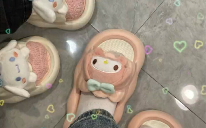 Who could possibly resist such a cute toddler? So darn adorable—totally endearing! I just love it!