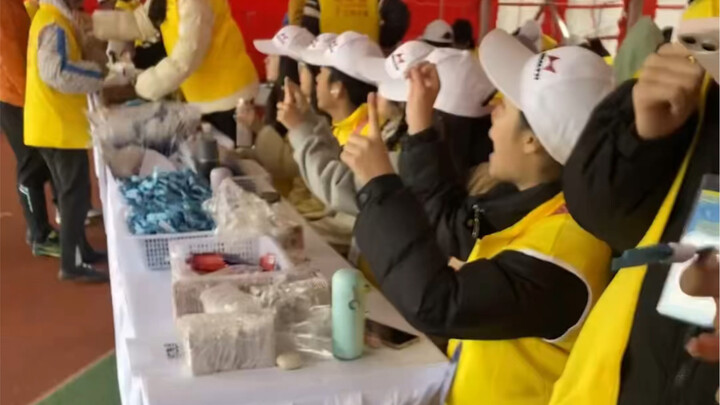 Hôm nay mà không chết trên đường thì thật có lỗi với âm thanh này quá! Marathon