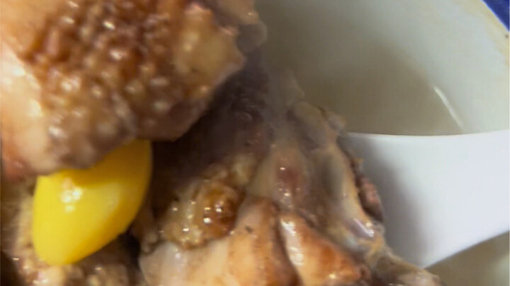 百果炖鸡 将就吃