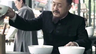 经典名场面，老爷子狂炫三大碗羊肉泡馍，所有都都看呆了#好剧推荐