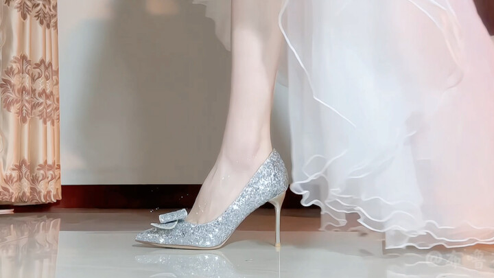 [Crystal High Heels] Wear these for your coming-of-age ceremony! Once you turn 18, you’ve got to sli