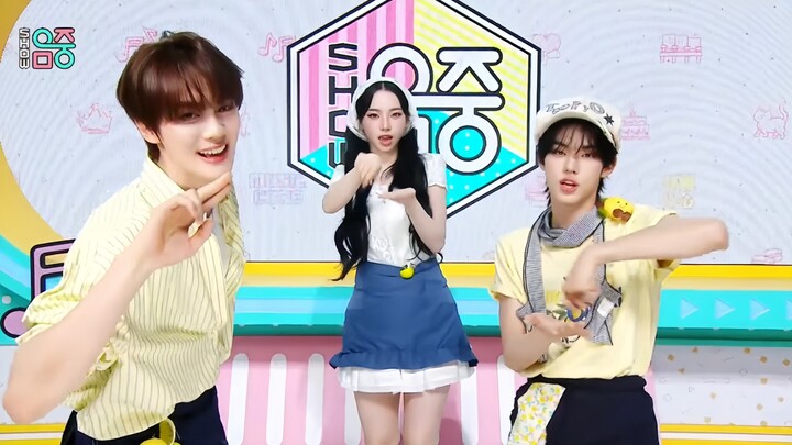 Sướng quá! Nhảy “LEMONADE” và “UP” – Nhân viên bán hàng tại quán nước chanh nhập vai 🍋 Yoo Ji-min x 