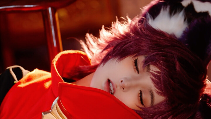 Lord Di, please be lenient with my salary review next month.