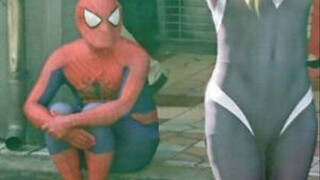 Batman: "The life of a superhero is so fucking boring!"