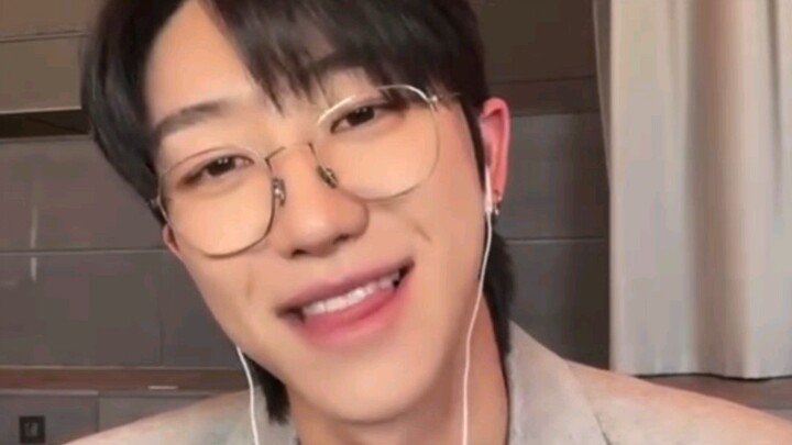 【Buổi ký tặng của Seo Myung-ho】 Khi tôi cùng lúc gọi Seo Myung-ho là vợ và chồng