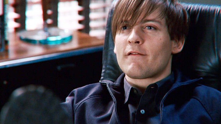 Orang lain yang menjadi jahat biasanya ingin menaklukkan dunia, tapi dia menjadi jahat hanya untuk m