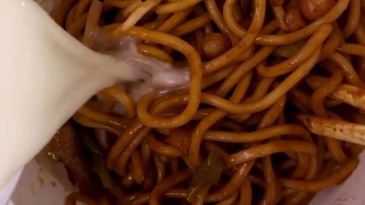 Are there any must-eat delicacies in Wuhan? 2.0