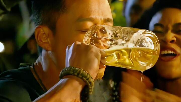 «وحش الحرب 2»: في مشهد الشاطئ، شرب وو جين 17 زجاجة بيرة و3 تاول من البورياك، وفي النهاية بدا أن الطر