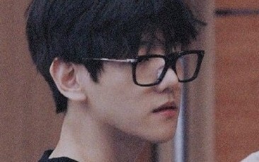 【بين بوهسيان】في الحياة القادمة، كن عاديًا أكثر قليلًا، وسأبذل جهدًا أكبر. لكن توقف، من الأفضل أن أبذ