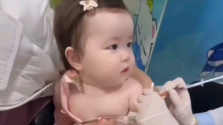 【TikTok】ชาวเน็ตต่างชาติชมเด็กจีนฉีดวัคซีนป้องกันโรค