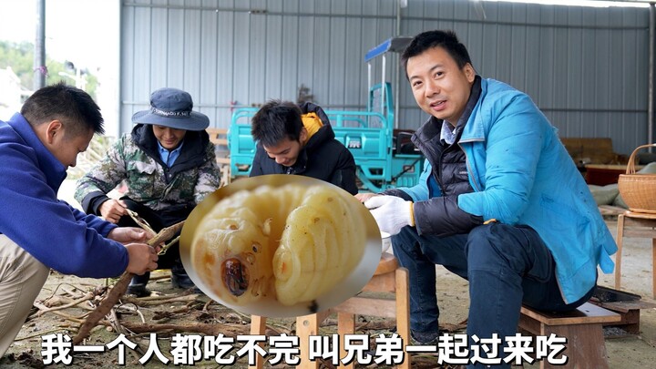 Hua Nong Brothers: Eradicate Pests—Start by Eating ‘Em! Tastes Really Great!