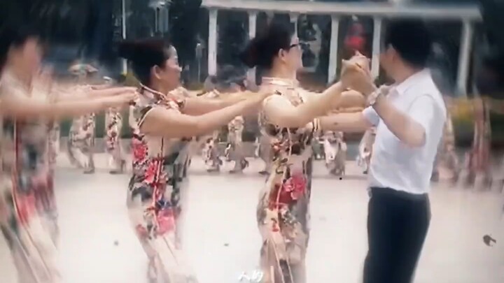 “Còn bạn, bạn của tôi, vì điều gì mà vẫn kiên trì✊?”