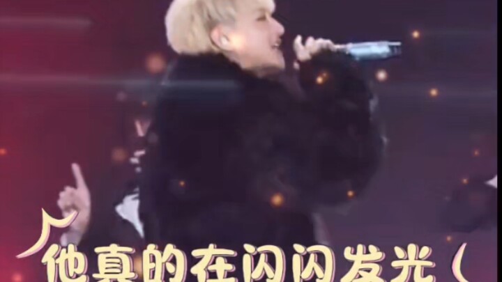 Thần tượng của tôi – Tao – tái xuất có thời hạn, trên sân khấu anh ấy thực sự như quay về thời EXO t