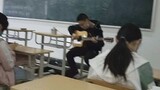 [Guitar Fingerstyle] Màn trình diễn "Untitled" của tôi trong lớp.