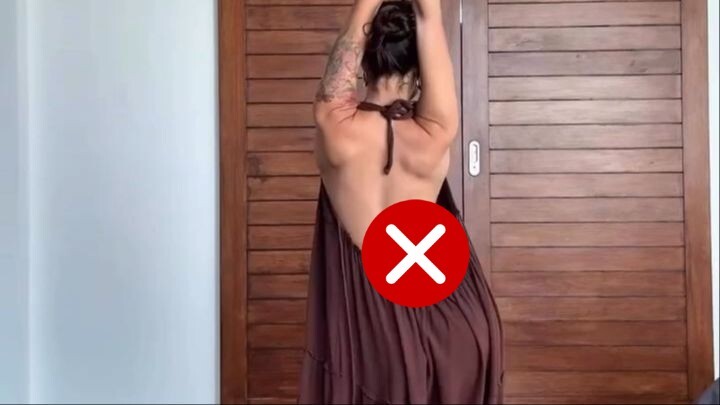 خصر ثعبان الماء يتجسد في هذه اللحظة