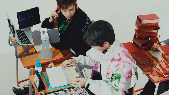 Stray Kids "Mixtape : Gone Days" M/V