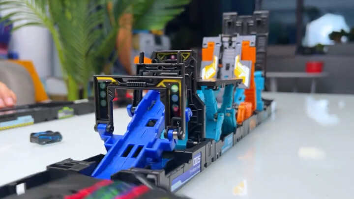 Mainan keponakan kecilku, aku benar-benar iri banget～