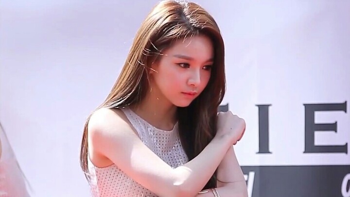 FIESTAR-  金珍熙 紧身S曲线 1080P 近拍