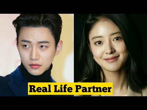 Lee Jun Ho And Lee Se Young The Red Sleeve Real Life Partner Bilibili