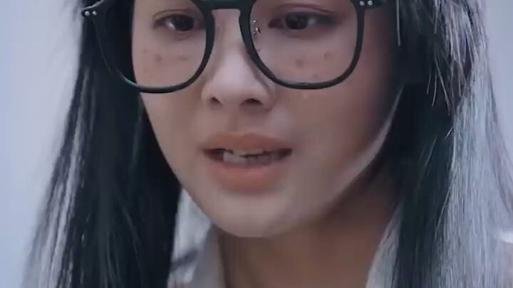 สาวขี้เหร่ถูกบังคับให้แต่งงานกับชายแปลกหน้า โดยไม่คิดว่าเขาเป็น CEO ทั้งหล่อทั้งรวย พากย์ไทย