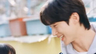Sweet! The young couple who were forced to go public hhh