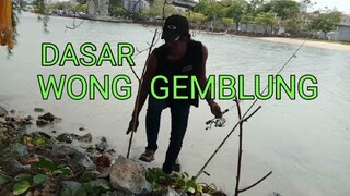 DASAR WONG GEMBLUNG