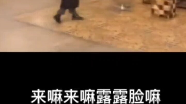Guru pendamping TFBOYS secara terbuka membagikan video penguntit, dan Li Fei segera menaikkan gaji g
