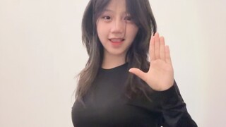 ade manis masi kecil udah gede ajaa🥰