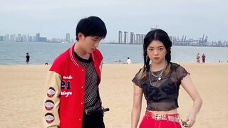 Summer is the time to be at the beach! SEVENTEEN's "HOT" twin pink dance remake [KIHONG_]