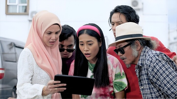 Banyak Chanteq (E4) 👗