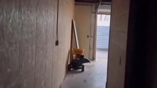 Ghi lại những giây đầu tiên của cơn lốc xoáy