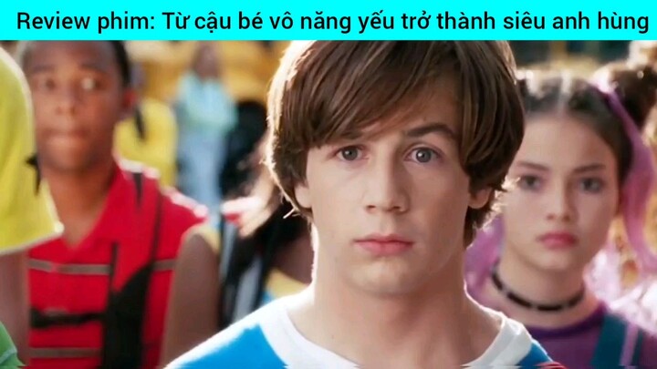 review phim kể về cậu bé siêu anh hùng
