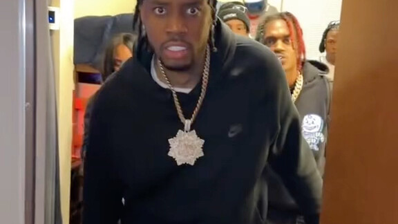 Bạn cùng phòng trong băng đảng của tôi